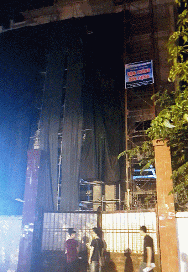 Quảng Ninh: Rơi thang máy công trình, 7 người bị thương