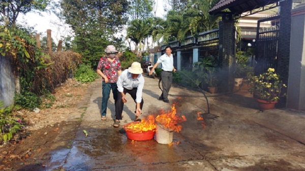 Vụ nước giếng bốc cháy như cồn ở Đồng Nai: Nguyên nhân do đâu?