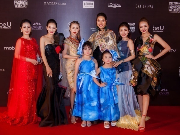 Vietnam-International-Fashion-Week-2017_NTK-Valentines-Vân-Nguy-n10