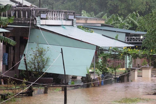 106 người chết, 25 người mất tích do mưa bão