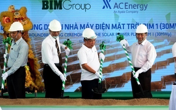nhà máy điện mặt trời ở Ninh Thuận