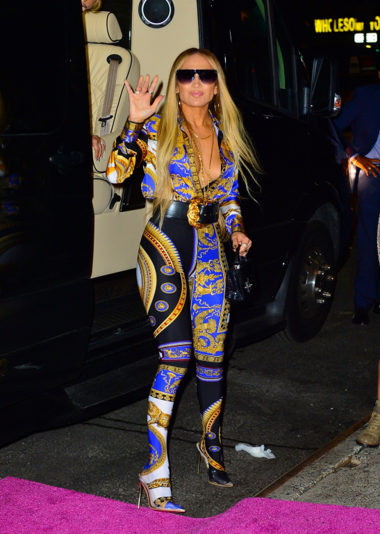 Jennifer Lopez in Versace at VMA After Party (Aug 20)