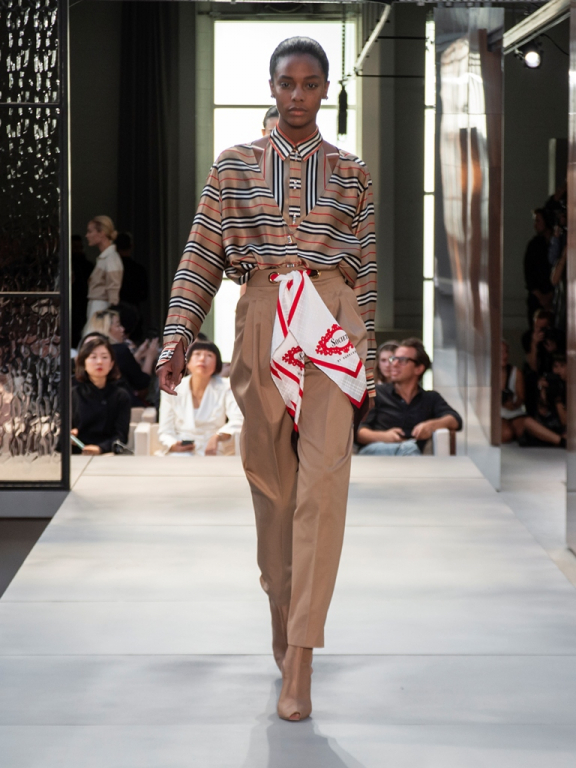 Burberry Spring_Summer 2019 Collection - Look 21