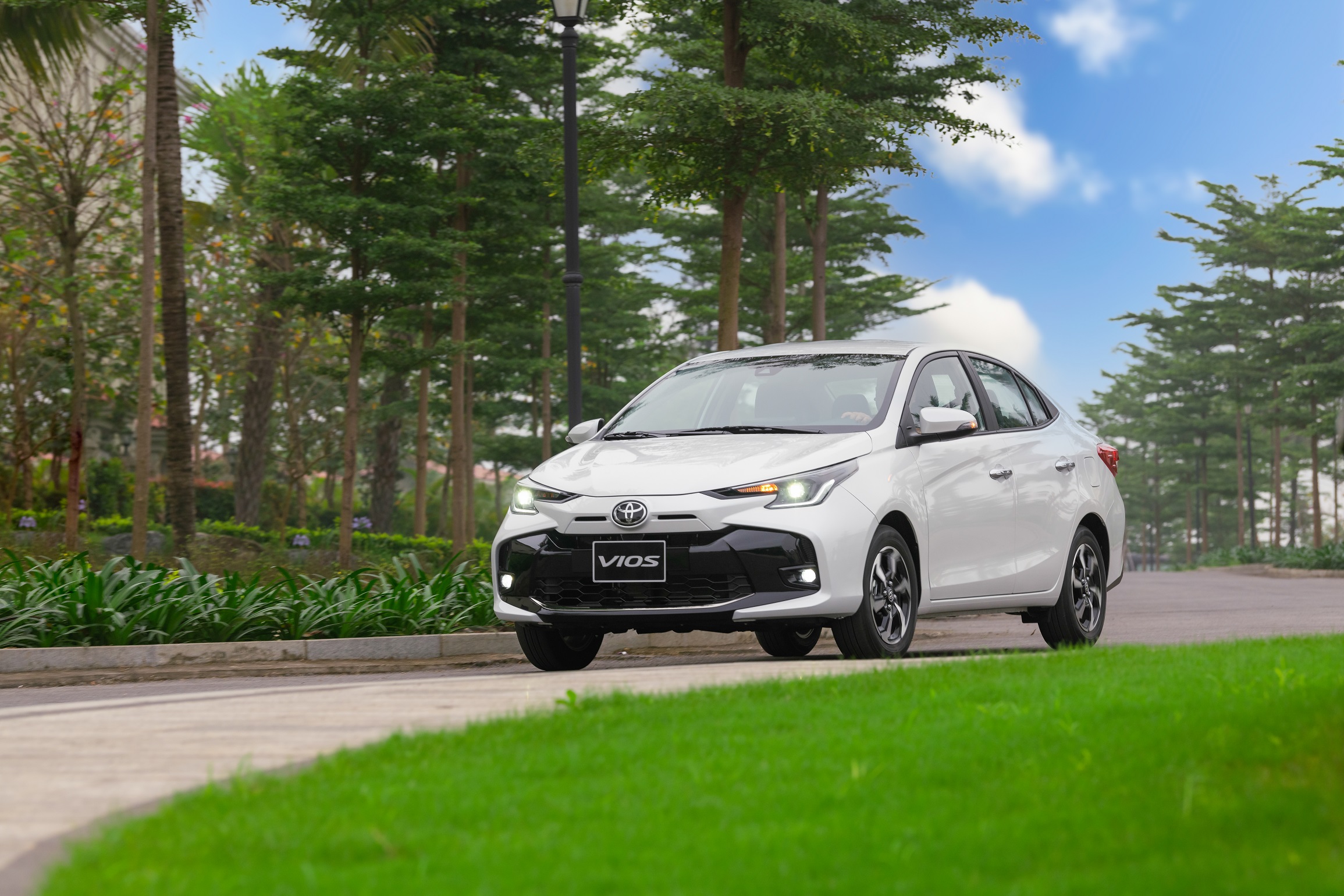 Toyota Vios vừa ra mắt thị trường Việt 