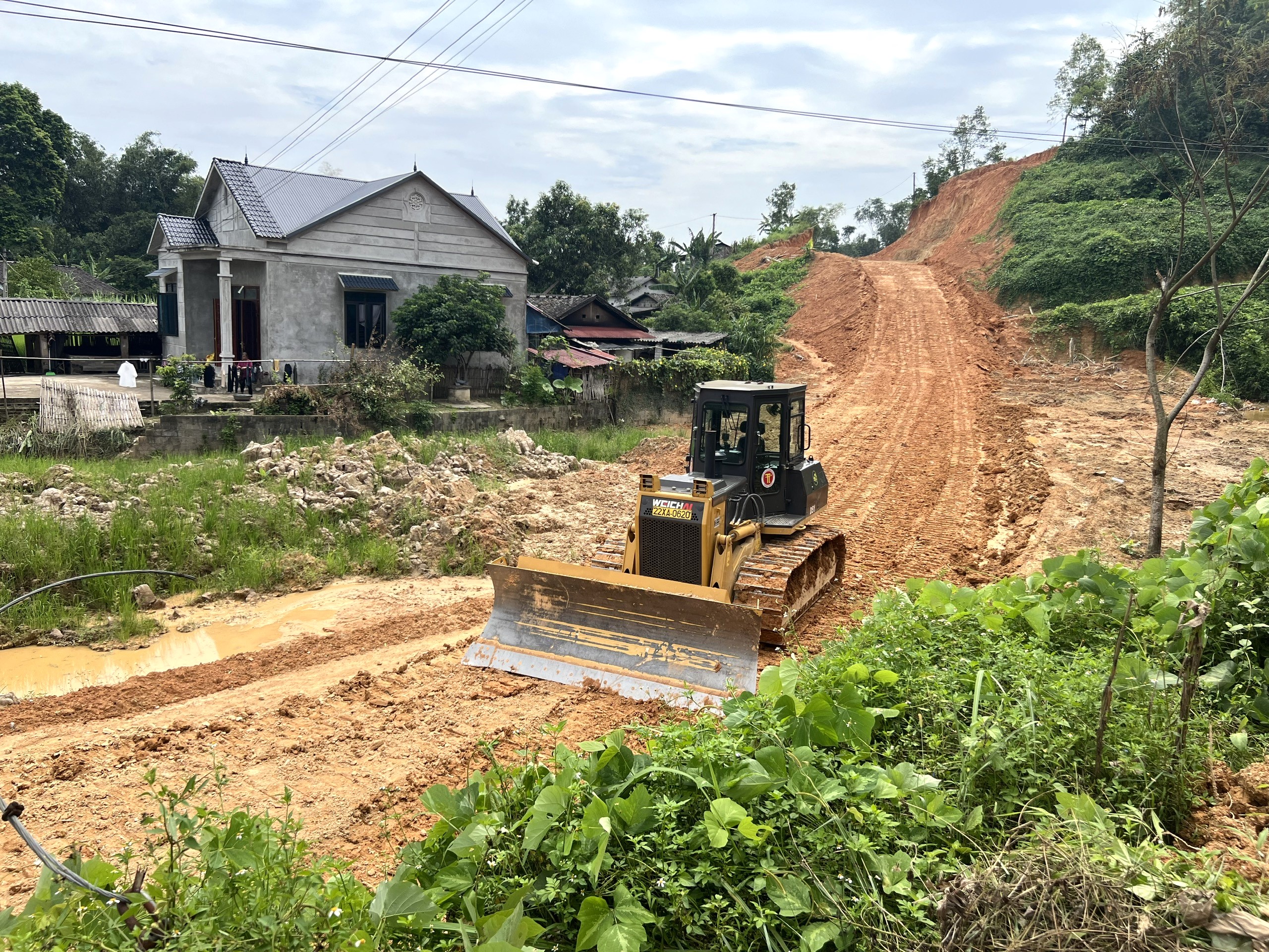 Các gói thầu EC02,EC03, EC04 đều rơi vào tình trạng vướng khâu GPMB.