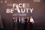 Amanda Nguyễn Ngọc xuất hiện kiêu hãnh trong tà áo dài tại The Face Beauty 2022
