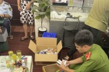Hà Nội: Thu giữ hàng trăm sản phẩm thuốc lá điện tử tại quận Tây Hồ