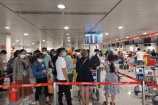 Sây bay Tân Sơn Nhất đón hơn 137.000 khách ngày mùng 4 Tết