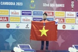 SEA Games 32: Kình ngư Trần Hưng Nguyên lập 'hat-trick Vàng' 