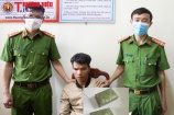 Bắt đối tượng nước ngoài vận chuyển heroin vào Việt Nam