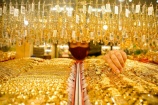 Giá vàng và ngoại tệ ngày 8/12: Vàng biến động nhẹ, USD giảm
