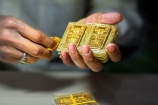 Giá vàng và ngoại tệ ngày 23/2: Vàng SJC tăng mạnh, chạm mốc 79 triệu đồng/lượng