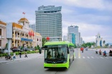 Người dân và du khách Nha Trang hào hứng trải nghiệm buýt điện VinBus