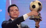 Tiền đạo Văn Quyết giành giải Quả bóng Vàng Việt Nam 2020