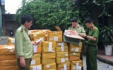 Tạm giữ gần 14.000 lọ tinh dầu dùng cho thuốc lá điện tử