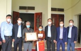 Thanh Hoá: Tặng bằng khen cho người hùng cứu cháu bé trong đám cháy ở Hà Nội