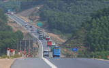 Bộ GTVT yêu cầu rà soát, điều chỉnh giao thông cao tốc Cam Lộ - La Sơn