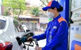 Giá xăng tăng mạnh, dầu diesel giảm về dưới 28.000 đồng/lít