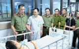 Thanh Hóa: Trung tá công an bị đối tượng ngáo đá đâm trọng thương