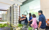 Tiền gửi tiết kiệm lập kỷ lục, người mua nhà 'chờ' lãi suất dưới 9%