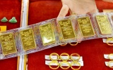 Giá vàng ngày 12/8: Vàng SJC phục hồi nhẹ, tăng 300.000 đồng/lượng