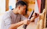 Nghệ nhân quốc gia Trần Văn Phú: Hơn 20 năm giữ nghề điêu khắc gỗ và truyền lửa cho thế hệ trẻ