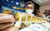 Giá vàng hôm nay 14/10: Vàng thế giới lao dốc, SJC tuột mốc 140 triệu đồng/lượng