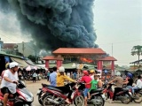 Cháy lớn ở chợ trung tâm huyện Ea Súp