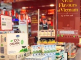 Sữa tươi Organic của Vinamilk dành được tình cảm của người dân Singapore