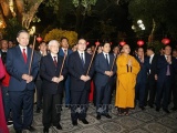 Tổng Bí thư, Chủ tịch nước Nguyễn Phú Trọng dâng hương tại chùa Trấn Quốc và chúc Tết nhân dân