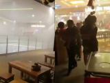 Hà Nội: Aeon Mall Long Biên bất ngờ bốc cháy, khách hàng hoảng loạn tháo chạy