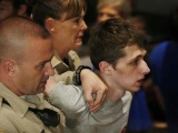 Ám sát Trump bất thành, thanh niên Anh nhận 12 tháng tù