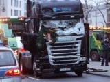 IS nhận trách nhiệm vụ lao xe tải vào Chợ Giáng sinh ở Berlin, Đức