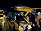Malaysia: Xe buýt mất lái lao xuống vách núi, 30 người thương vong