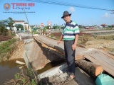 Thừa Thiên Huế: Hàng trăm hộ dân thấp thỏm qua cầu tạm