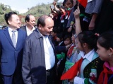 Thủ tướng thăm đồng bào địa bàn “4 khó” của đất nước
