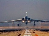 Trung Quốc lại điều máy bay ném bom chiến lược ra Trường Sa
