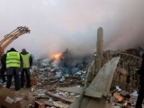 Máy bay chở hàng của Thổ Nhĩ Kỳ rơi xuống khu dân cư, ít nhất 32 người thiệt mạng