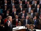 Ông Trump được ủng hộ trong bài phát biểu đầu tiên trước Quốc hội Mỹ