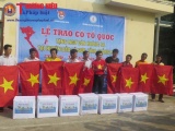 Hơn 7.500 lá cờ Tổ quốc được gửi tặng 2 huyện đảo Lý Sơn và Trường Sa