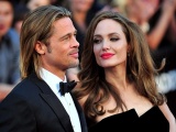 Brad Pitt và Angelina Jolie lần đầu gặp lại sau ly hôn