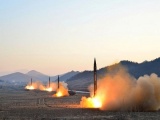 Triều Tiên phóng tên lửa đạn đạo, Hàn Quốc họp khẩn
