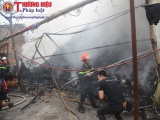 Hà Nội: Cháy lớn tại gara ô tô trên đường Trần Kim Xuyến