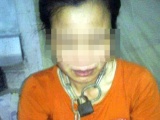 Thái Bình: Phẫn nộ hình ảnh chồng xích cổ vợ, nhốt trong nhà