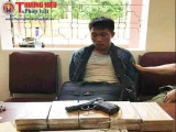 Nghệ An: Bắt đối tượng vận chuyển 10 bánh ma tuý cùng súng K59 đã lên đạn