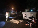 Nghệ An: Xe máy chở ba đâm xe đầu kéo, 2 người tử vong