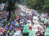 Cầu vượt chống kẹt xe SB Tân Sơn Nhất được tiếp tục thi công