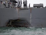 Mỹ dừng hoạt động mọi hạm đội sau vụ đâm tàu chở dầu