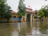 Nghệ An: 700.000 học sinh nghỉ học để tránh bão số 10