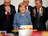 Bà Merkel tái đắc cử Thủ tướng, đảng cực hữu trở lại Quốc hội Đức